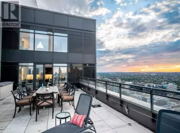 25 Telegram Mews, Toronto, Ontario M5V3Z1, 3 Bedrooms Bedrooms, ,3 BathroomsBathrooms,Single Family,For Sale,Telegram,C7239092
