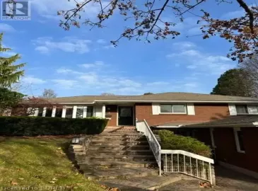 3 ANDOVER Avenue, Tillsonburg, Ontario N4G4J4, 3 Bedrooms Bedrooms, ,2 BathroomsBathrooms,Single Family,For Sale,ANDOVER,40512427