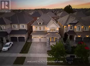 38 Dunrobin Crescent, Vaughan, ON L4H4A9, 7 Bedrooms Bedrooms, ,5 BathroomsBathrooms,Single Family,For Sale,Dunrobin,N7294326