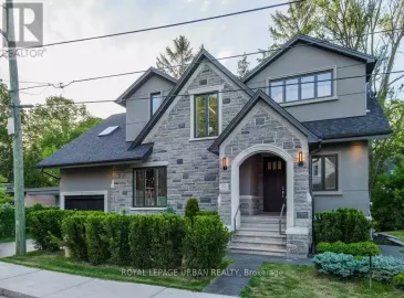 22 Glenwood Crescent, Toronto, Ontario M4B1J6, 5 Bedrooms Bedrooms, ,5 BathroomsBathrooms,Single Family,For Sale,Glenwood,E7295484