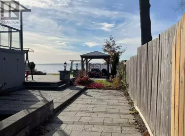 66A Cooks Bay Drive, Georgina, Ontario L4P1L8, 2 Bedrooms Bedrooms, ,2 BathroomsBathrooms,Single Family,For Lease,Cooks Bay,N7302040