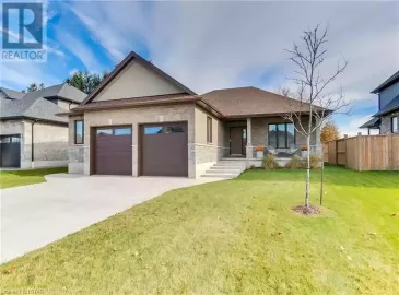 67 BLUEGRASS Boulevard, Delhi, Ontario N4B0B3, 2 Bedrooms Bedrooms, ,2 BathroomsBathrooms,Single Family,For Sale,BLUEGRASS,40514714