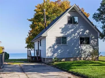 Wainfleet, Ontario L3K5V4, 3 Bedrooms Bedrooms, ,1 BathroomBathrooms,Single Family,For Sale,H4180454