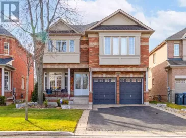 6844 Golden Hills Way, Mississauga, Ontario L5W1P3, 5 Bedrooms Bedrooms, ,5 BathroomsBathrooms,Single Family,For Sale,Golden Hills,W7314992