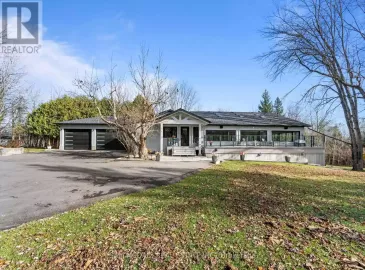 2993 Innisfil Beach Road, Innisfil, Ontario L9S4C3, 4 Bedrooms Bedrooms, ,4 BathroomsBathrooms,Single Family,For Sale,Innisfil Beach,N7318560