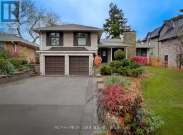 64 Ravensbourne Crescent, Toronto, ON M9A2A8, 4 Bedrooms Bedrooms, ,3 BathroomsBathrooms,Single Family,For Lease,Ravensbourne,W7318688