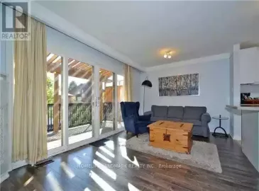 91 Cameron, Toronto, ON M2N1E3, 2 Bedrooms Bedrooms, ,2 BathroomsBathrooms,Single Family,For Lease,Cameron,C7319218