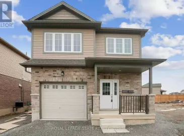 177 Rykert Street, St. Catharines, Ontario L2S2B5, 2 Bedrooms Bedrooms, ,1 BathroomBathrooms,Single Family,For Lease,Rykert,X7318984