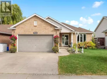 8133 Orchard Grove Parkway, Niagara Falls, Ontario L2H3E8, 5 Bedrooms Bedrooms, ,3 BathroomsBathrooms,Single Family,For Sale,Orchard Grove,X7319174