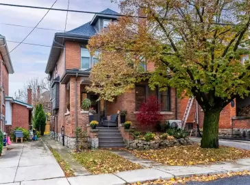 Hamilton, Ontario L8P4G8, 4 Bedrooms Bedrooms, ,3 BathroomsBathrooms,Single Family,For Sale,H4180692 Hamilton, Ontario L8P4G8, 4 Bedrooms Bedrooms, ,3 BathroomsBathrooms,Single Family,For Sale,H4180692