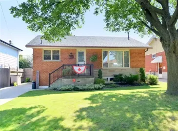 Hamilton, Ontario L8T3L6, 4 Bedrooms Bedrooms, ,2 BathroomsBathrooms,Single Family,For Sale,H4180726 Hamilton, Ontario L8T3L6, 4 Bedrooms Bedrooms, ,2 BathroomsBathrooms,Single Family,For Sale,H4180726