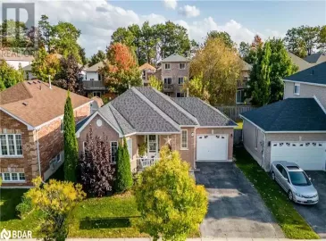 19 WATSON Drive, Barrie, Ontario L4M6W3, 4 Bedrooms Bedrooms, ,2 BathroomsBathrooms,Single Family,For Sale,WATSON,40516588 19 WATSON Drive, Barrie, Ontario L4M6W3, 4 Bedrooms Bedrooms, ,2 BathroomsBathrooms,Single Family,For Sale,WATSON,40516588