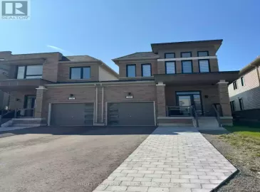 30 Clipper Lane, Clarington, Ontario L1C4A9, 3 Bedrooms Bedrooms, ,3 BathroomsBathrooms,Single Family,For Sale,Clipper,E7319486