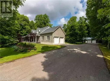 1239 CONC 6 TOWNSEND Road, Waterford, Ontario N0E1Y0, 3 Bedrooms Bedrooms, ,4 BathroomsBathrooms,Single Family,For Sale,CONC 6 TOWNSEND,40439513