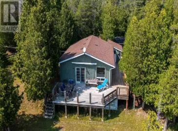 864 Dorcas Bay Road, Northern Bruce Peninsula, Ontario N0H2R0, 2 Bedrooms Bedrooms, ,1 BathroomBathrooms,Single Family,For Sale,Dorcas Bay,X6747052