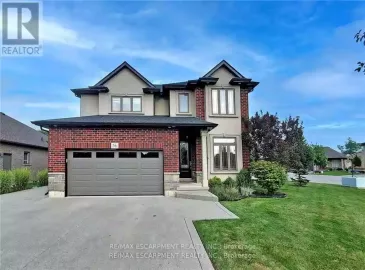 56 Calista Drive, Welland, Ontario L3C7G8, 4 Bedrooms Bedrooms, ,4 BathroomsBathrooms,Single Family,For Sale,Calista,X7298454