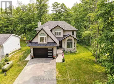 77 Polish, Penetanguishene, ON L9M1W8, 6 Bedrooms Bedrooms, ,4 BathroomsBathrooms,Single Family,For Sale,Polish,S6127688