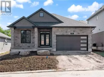 101 COURT Drive, Paris, Ontario N3L4G7, 4 Bedrooms Bedrooms, ,3 BathroomsBathrooms,Single Family,For Sale,COURT,40516061