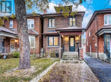 257 Westmount, Toronto, Ontario M6E3M9, 4 Bedrooms Bedrooms, ,2 BathroomsBathrooms,Single Family,For Lease,Westmount,C7338578