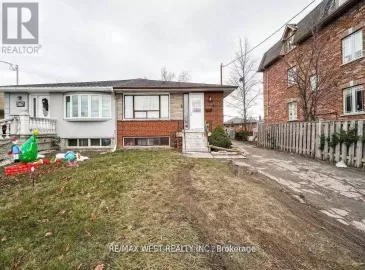 3165 Weston Road, Toronto, ON M9M2T4, 3 Bedrooms Bedrooms, ,2 BathroomsBathrooms,Single Family,For Lease,Weston,W7341882