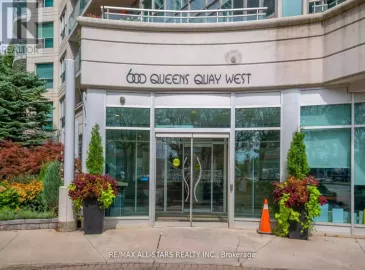 600 Queens Quay, Toronto, Ontario M5V3M3, 3 Bedrooms Bedrooms, ,2 BathroomsBathrooms,Single Family,For Sale,Queens,C7327056