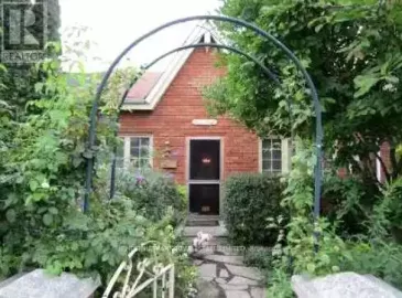 67 Robinson Street, Toronto, Ontario M6J1L4, 3 Bedrooms Bedrooms, ,1 BathroomBathrooms,Single Family,For Lease,Robinson,C7327662