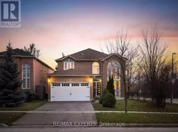 76 Woodriver Street, Richmond Hill, Ontario L4S1H6, 5 Bedrooms Bedrooms, ,4 BathroomsBathrooms,Single Family,For Sale,Woodriver,N7342548