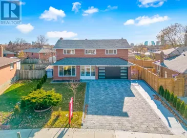 3 Ferncrest Gate, Toronto, ON M1W1C1, 8 Bedrooms Bedrooms, ,7 BathroomsBathrooms,Single Family,For Sale,Ferncrest,E7314732