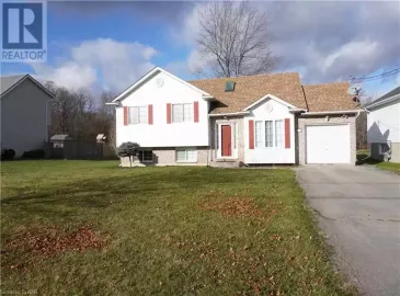 3494 DOMINION Road, Fort Erie, Ontario L0S1N0, 3 Bedrooms Bedrooms, ,2 BathroomsBathrooms,Single Family,For Lease,DOMINION,40512735