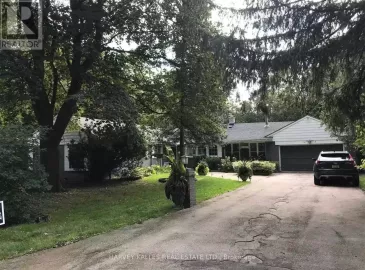 1 Country Lane, Toronto, Ontario M2L1E1, 3 Bedrooms Bedrooms, ,3 BathroomsBathrooms,Single Family,For Sale,Country,C5752376