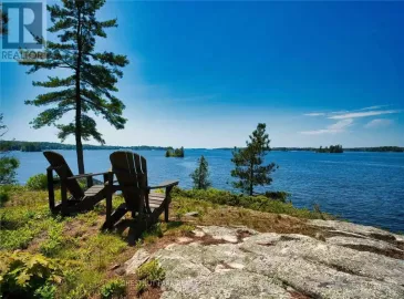 1 Myers Island, Leeds & the Thousand Island, Ontario K0E1L0, 2 Bedrooms Bedrooms, ,1 BathroomBathrooms,Single Family,For Sale,Myers Island,X5905503