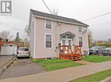 15/17 Boulton Street, Perth, Ontario K7H2W2, 4 Bedrooms Bedrooms, ,2 BathroomsBathrooms,Single Family,For Sale,Boulton,X5936912