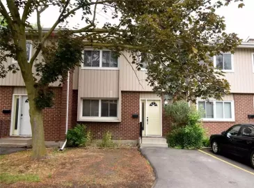 Waterloo, Ontario N2J4J1, 5 Bedrooms Bedrooms, ,3 BathroomsBathrooms,Single Family,For Sale,H4167882