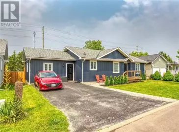 740 Main Street, Haldimand, Ontario N1A0B3, 4 Bedrooms Bedrooms, ,2 BathroomsBathrooms,Single Family,For Sale,Main,X6637434