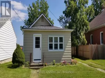 1055 North Street, Chatham-Kent, Ontario N0P1M0, 2 Bedrooms Bedrooms, ,1 BathroomBathrooms,Single Family,For Sale,North,X6659586