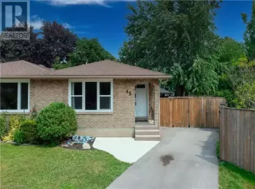 43 GREYSTONE Crescent, St. Catharines, ON L2N6P1, 4 Bedrooms Bedrooms, ,2 BathroomsBathrooms,Single Family,For Sale,GREYSTONE,40454682