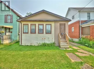 231 DUFFERIN Street, Fort Erie, ON L2A2T7, 2 Bedrooms Bedrooms, ,1 BathroomBathrooms,Single Family,For Sale,DUFFERIN,40453852