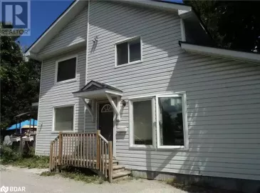 136 BARRIE Road, Orillia, ON L3V2R1, 4 Bedrooms Bedrooms, ,2 BathroomsBathrooms,Multi-family,For Sale,BARRIE,40462454