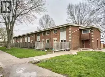 1730 Columbia Court, Windsor, Ontario N9E1B1, 2 Bedrooms Bedrooms, ,1 BathroomBathrooms,Single Family,For Sale,Columbia,X6717296