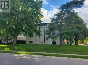 705 GLEN FORREST Boulevard, Waterloo, Ontario N2L4K7, 16 Bedrooms Bedrooms, ,8 BathroomsBathrooms,Multi-family,For Sale,GLEN FORREST,40468417