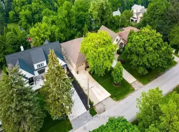 Niagara-on-the-Lake, Ontario L0R1J0, 4 Bedrooms Bedrooms, ,4 BathroomsBathrooms,Single Family,For Sale,H4171838