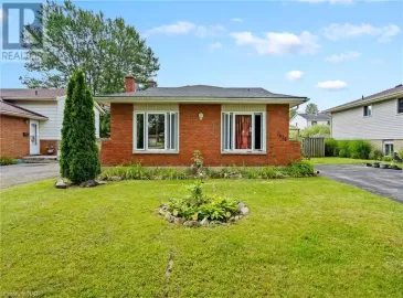 7626 FERN Avenue, Niagara Falls, Ontario L2G7H3, 3 Bedrooms Bedrooms, ,2 BathroomsBathrooms,Single Family,For Sale,FERN,40470575