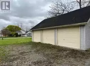 1 CROMPTON Boulevard, Thorold, Ontario L2V3H1, ,Vacant Land,For Sale,CROMPTON,40471079