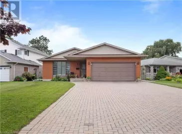 7353 LAKEWOOD Crescent, Niagara Falls, Ontario L2G7T1, 5 Bedrooms Bedrooms, ,3 BathroomsBathrooms,Single Family,For Sale,LAKEWOOD,40469993