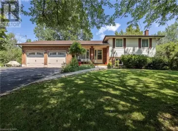 1370 POUND Avenue, Fort Erie, Ontario L2A6A3, 3 Bedrooms Bedrooms, ,2 BathroomsBathrooms,Single Family,For Sale,POUND,40471838