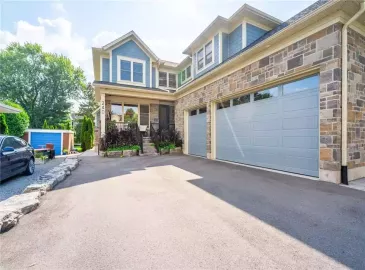 Burlington, ON L7N1W2, 4 Bedrooms Bedrooms, ,5 BathroomsBathrooms,Single Family,For Sale,H4171913