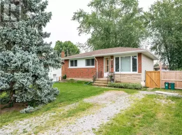 10 IVY Avenue, St. Catharines, Ontario L2P1Y2, 5 Bedrooms Bedrooms, ,2 BathroomsBathrooms,Single Family,For Sale,IVY,40481005