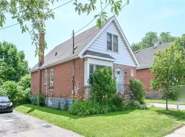 Hamilton, Ontario L8V3L9, 6 Bedrooms Bedrooms, ,3 BathroomsBathrooms,Single Family,For Sale,H4176984