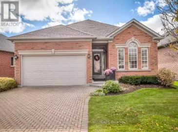 27 Boros Link, Whitchurch-Stouffville, Ontario L4A1N7, 2 Bedrooms Bedrooms, ,3 BathroomsBathrooms,Single Family,For Sale,Boros Link,N7256454