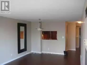 5765 Yonge Street, Toronto, Ontario M2M4H9, 3 Bedrooms Bedrooms, ,2 BathroomsBathrooms,Single Family,For Sale,Yonge,C7258106